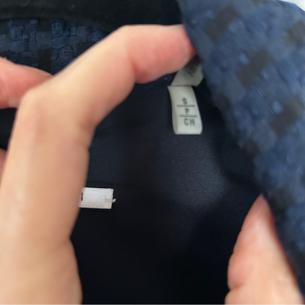 3/$20 T Tahari navy blue and black jacket, size small - Picture 4 of 11